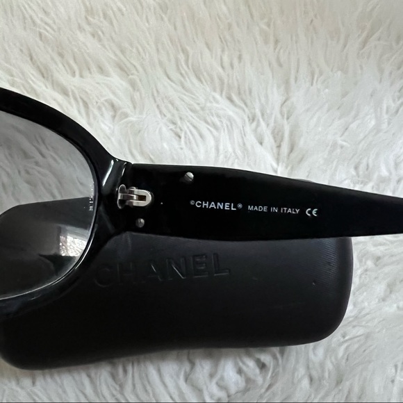 Chanel 5070 Black Sunglasses - Picture 7 of 11